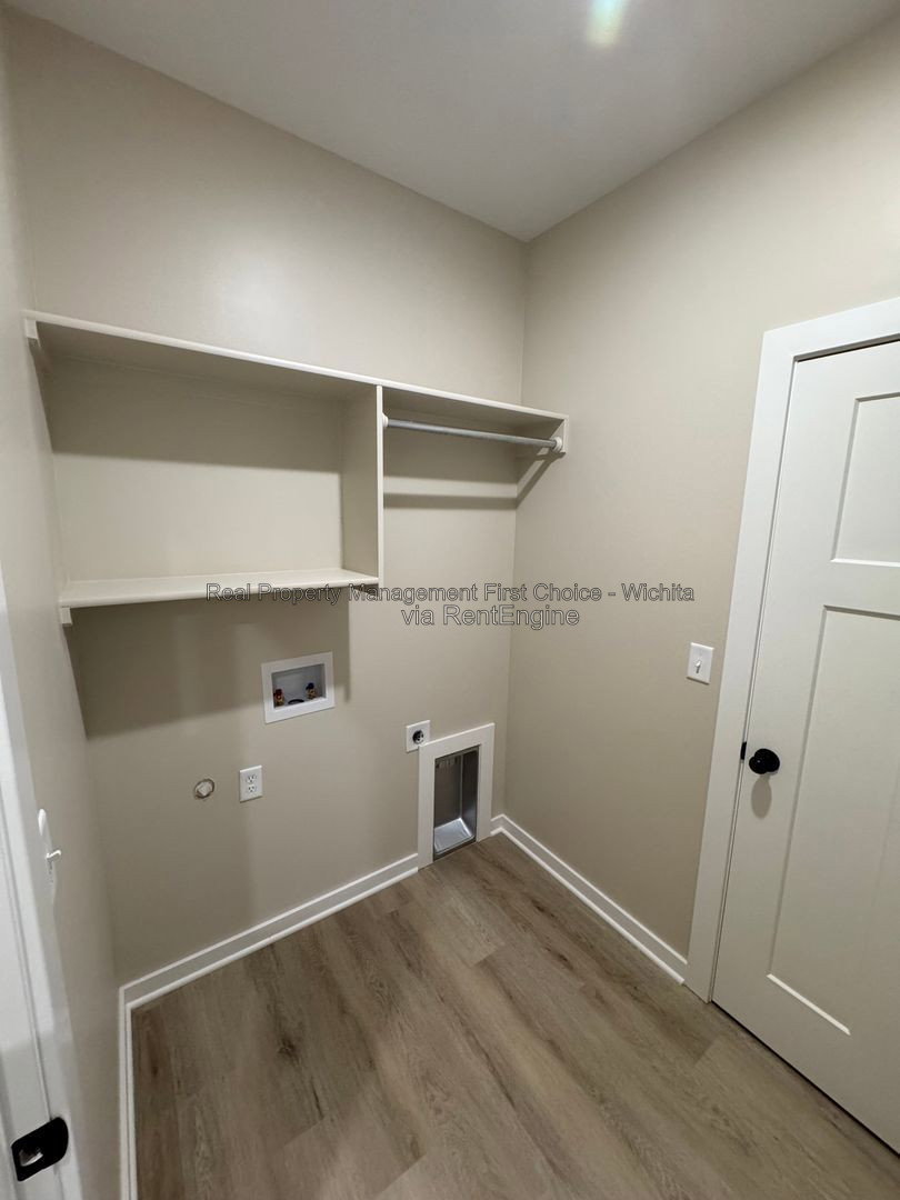 Gallery Image 18