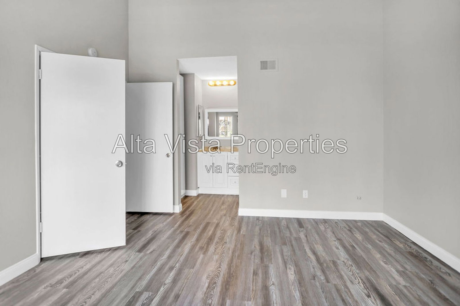 Gallery Image 21