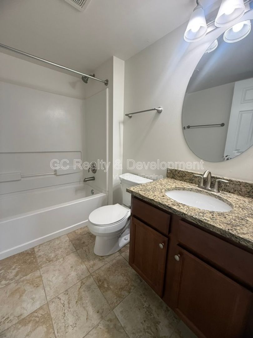 Gallery Image 16