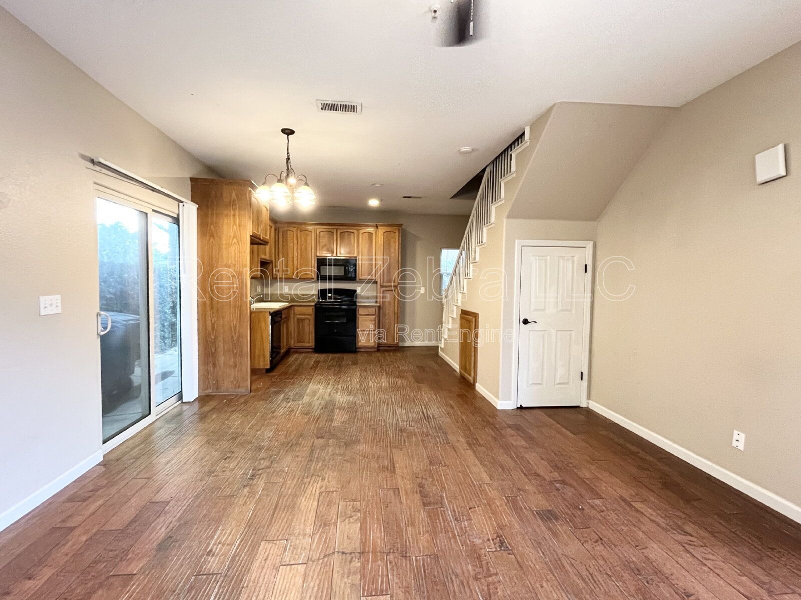 Gallery Image 0