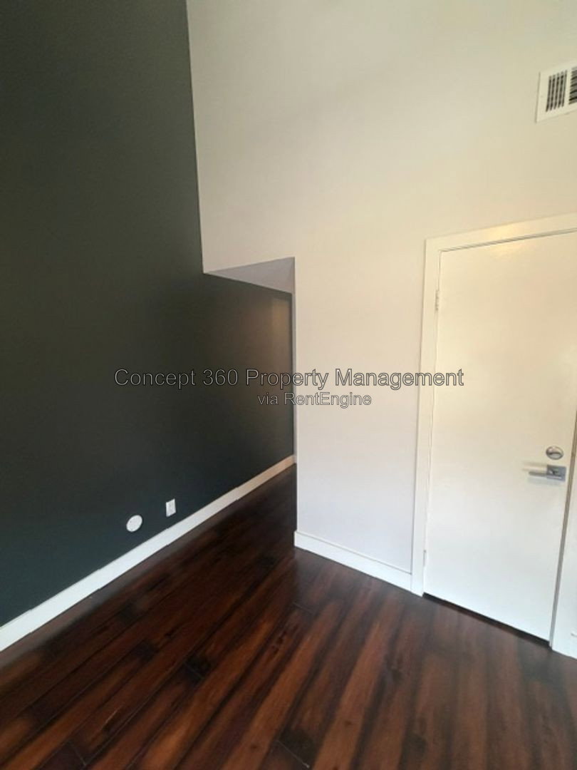 Gallery Image 41
