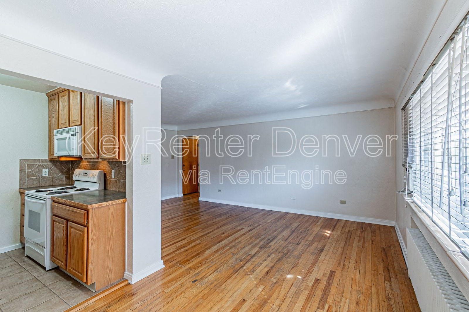 Gallery Image 0