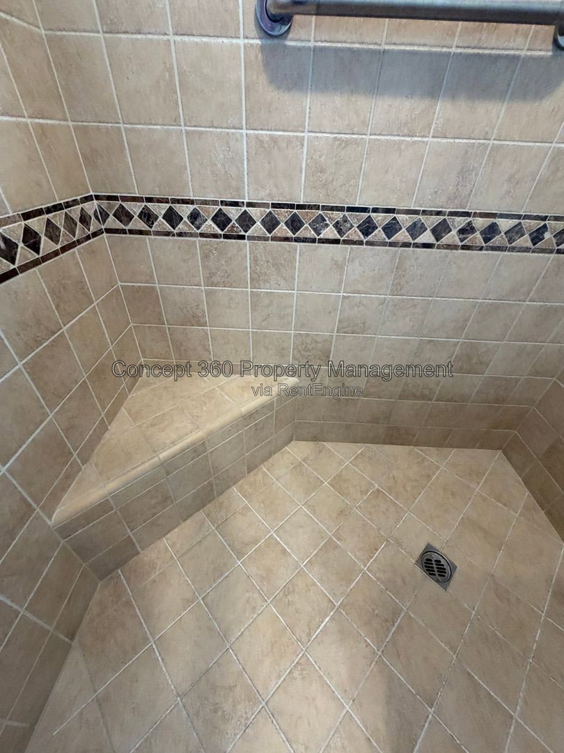 Gallery Image 69