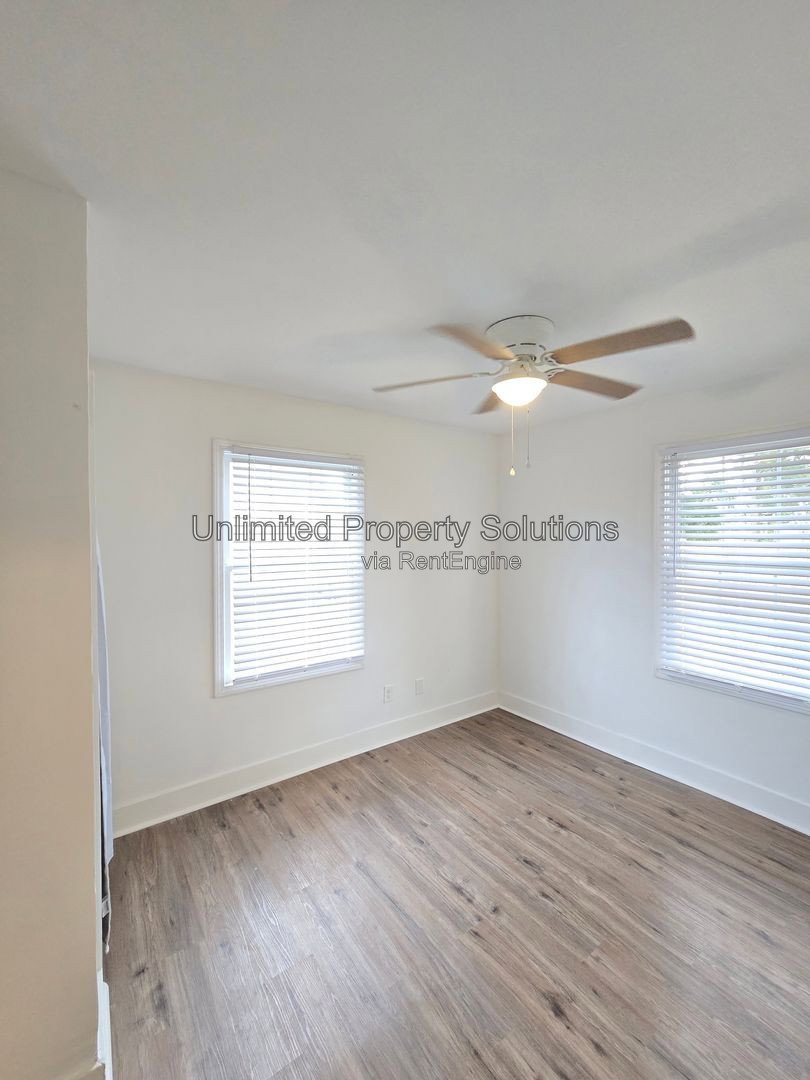 Gallery Image 18