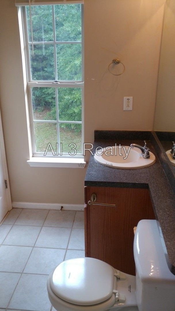 Gallery Image 18