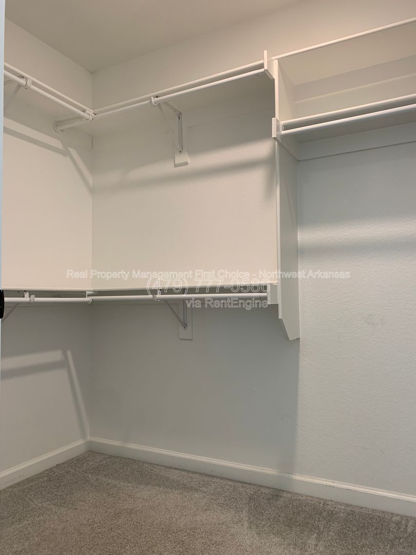 Gallery Image 17