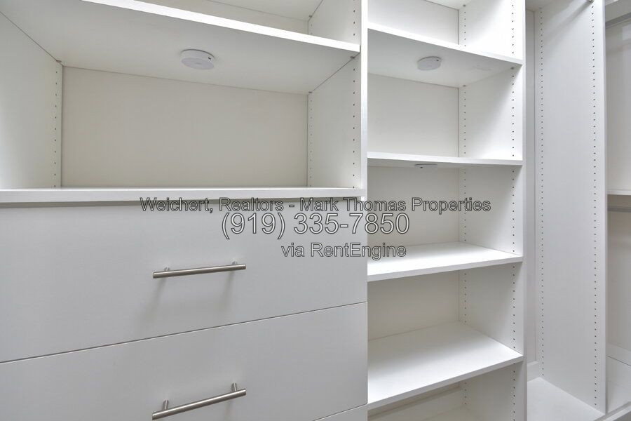 Gallery Image 26
