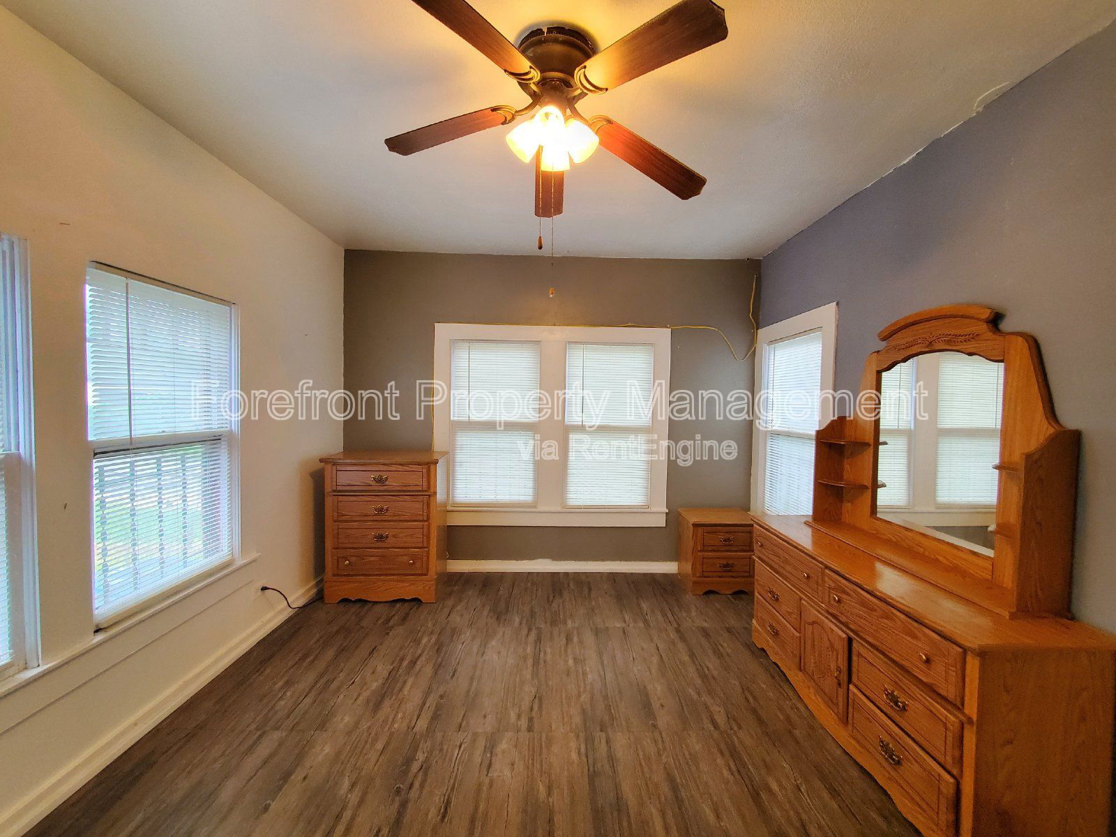 Gallery Image 16