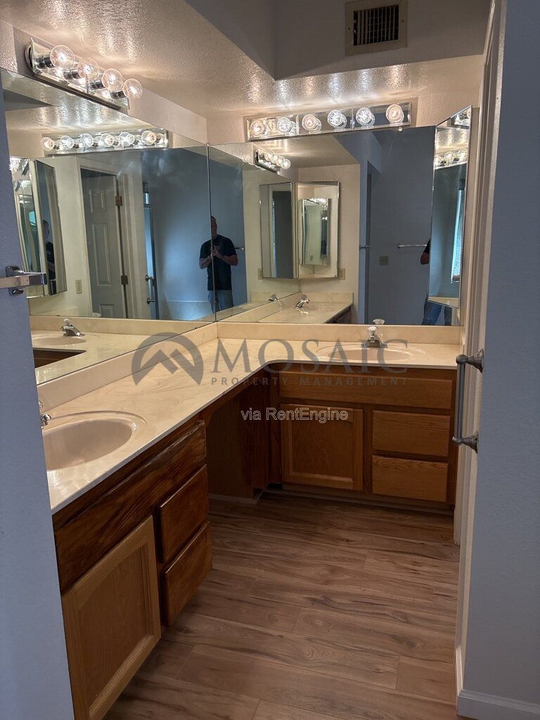 Gallery Image 35