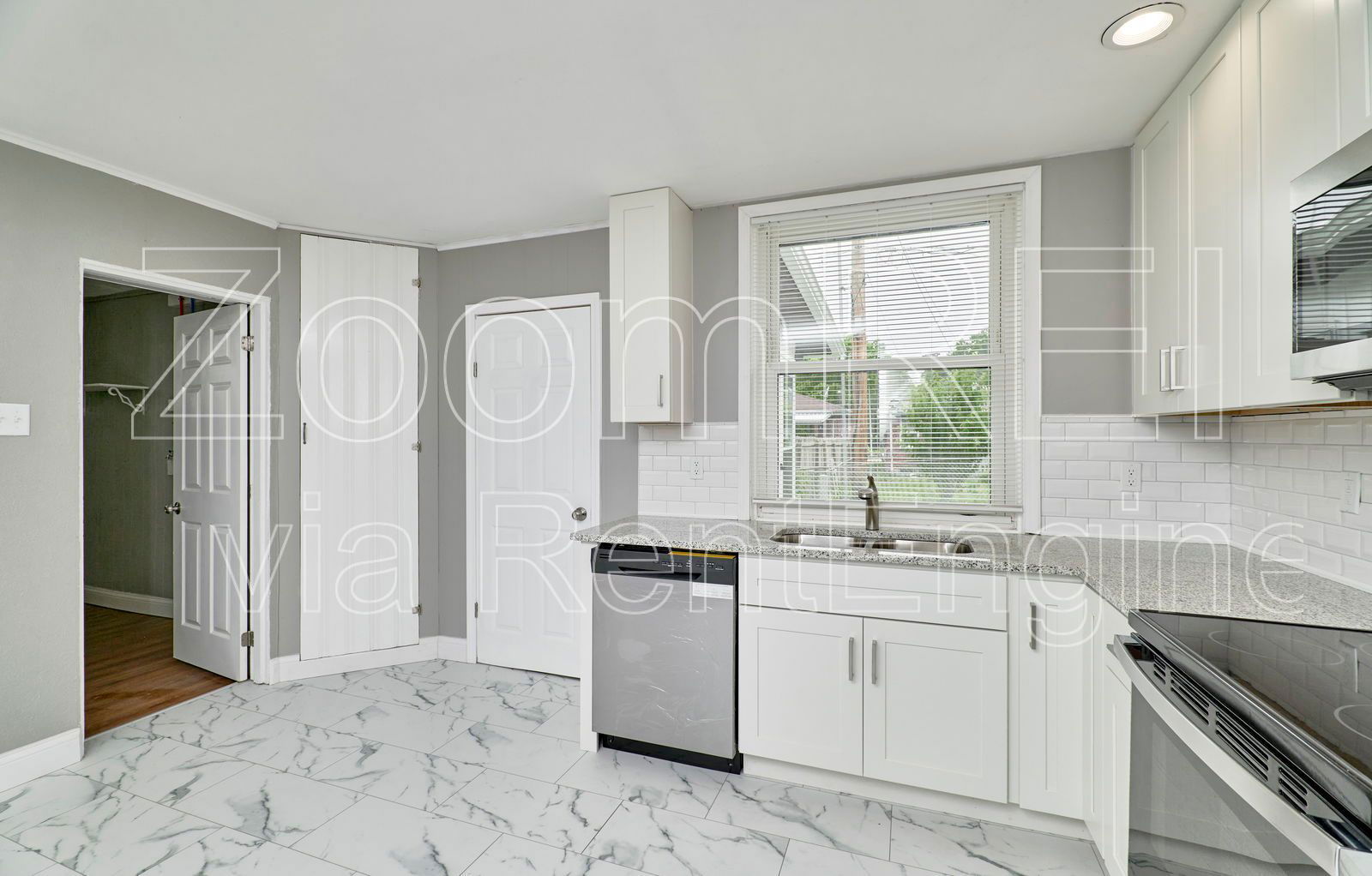 Gallery Image 21