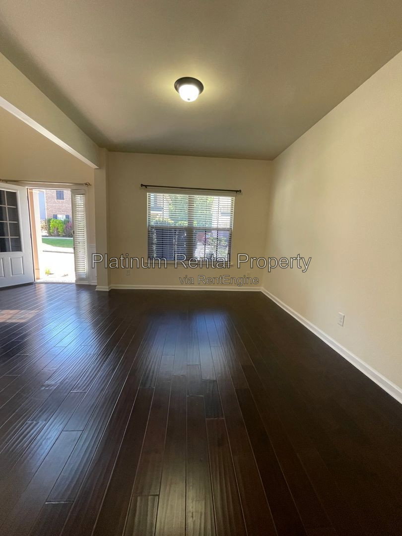 Gallery Image 15