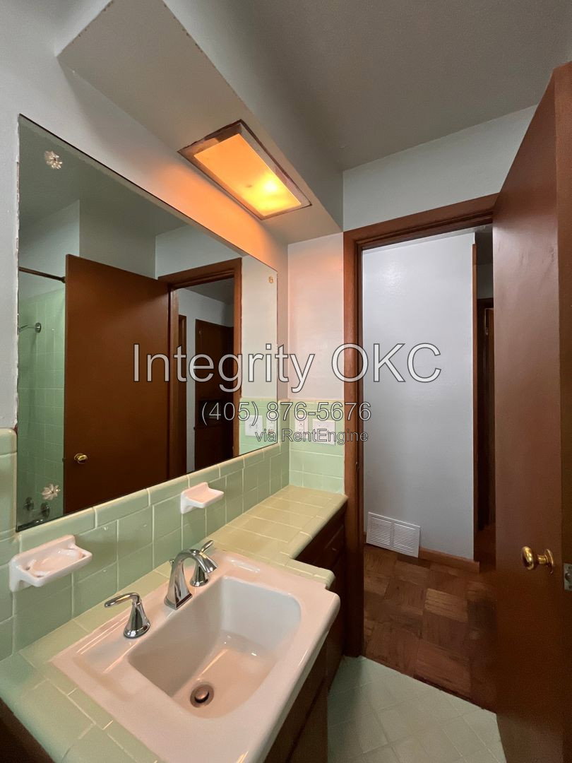 Gallery Image 24