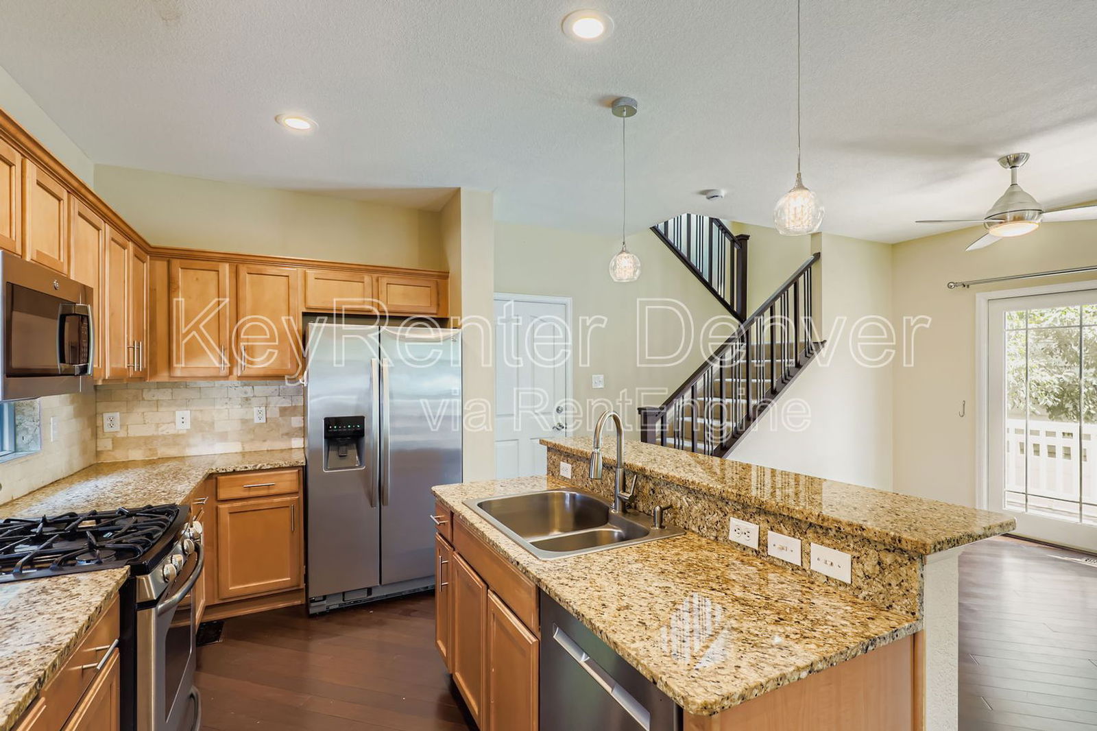 Gallery Image 0