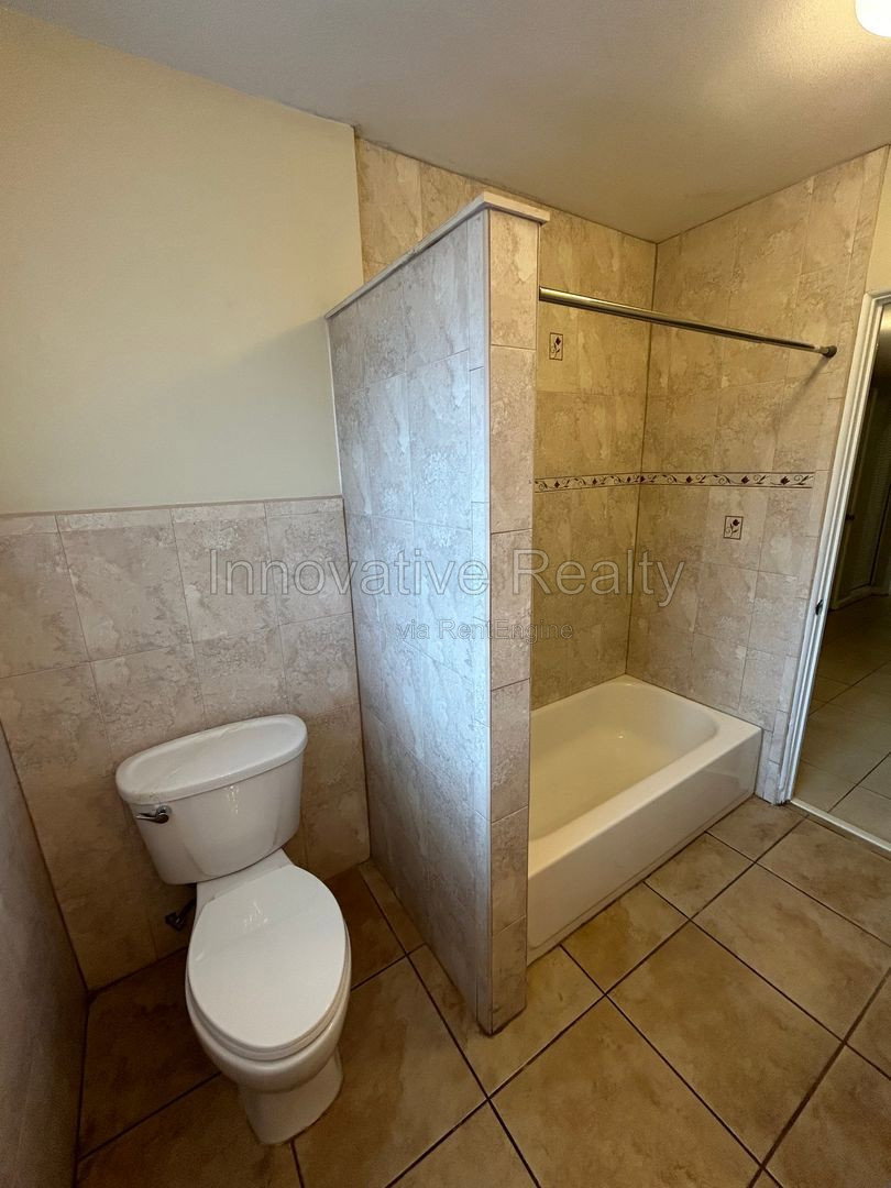 Gallery Image 17