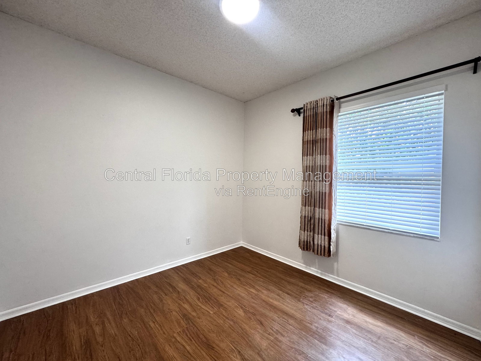 Gallery Image 19