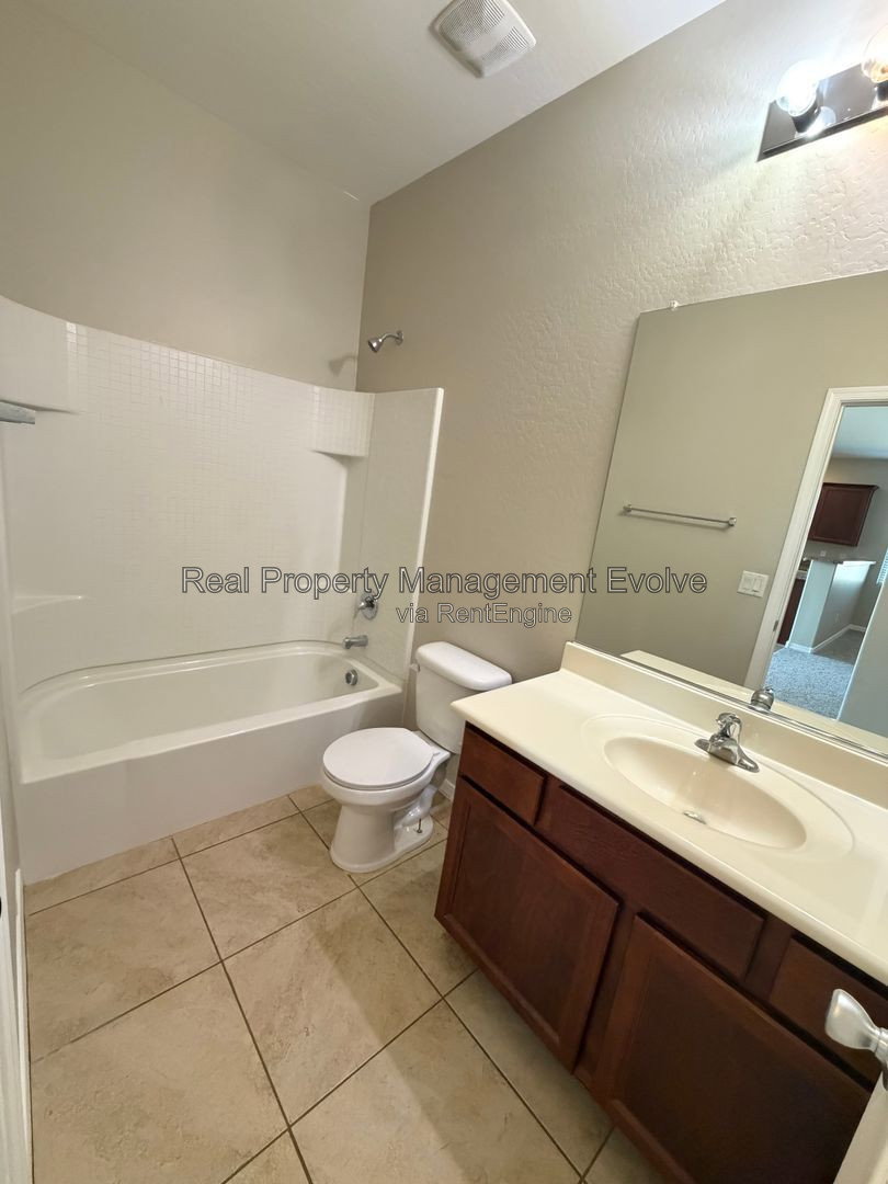 Gallery Image 16