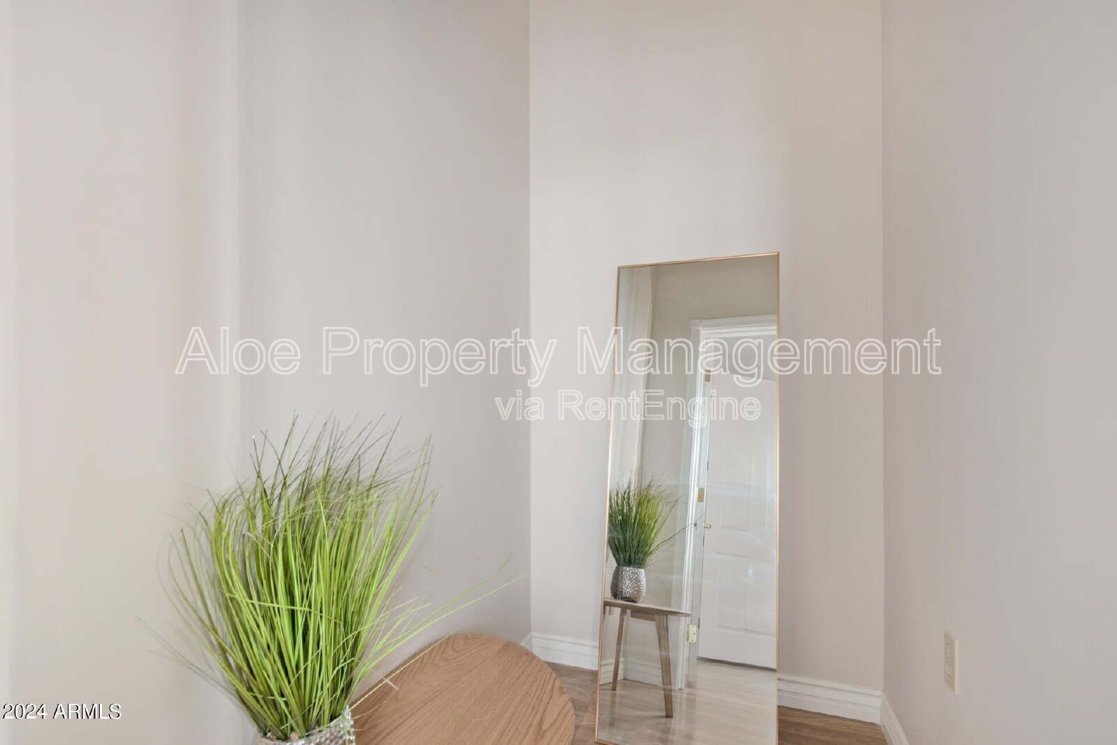 Gallery Image 32