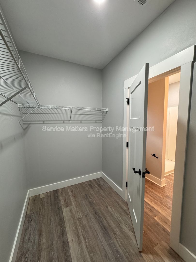 Gallery Image 19