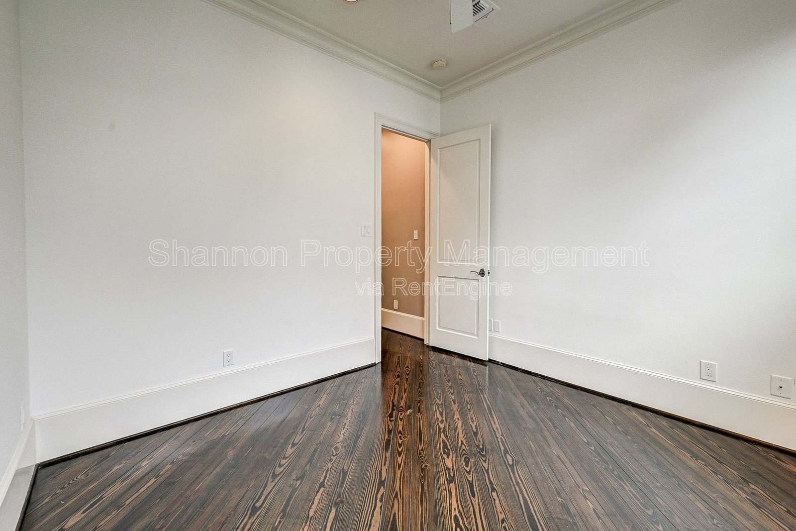 Gallery Image 42