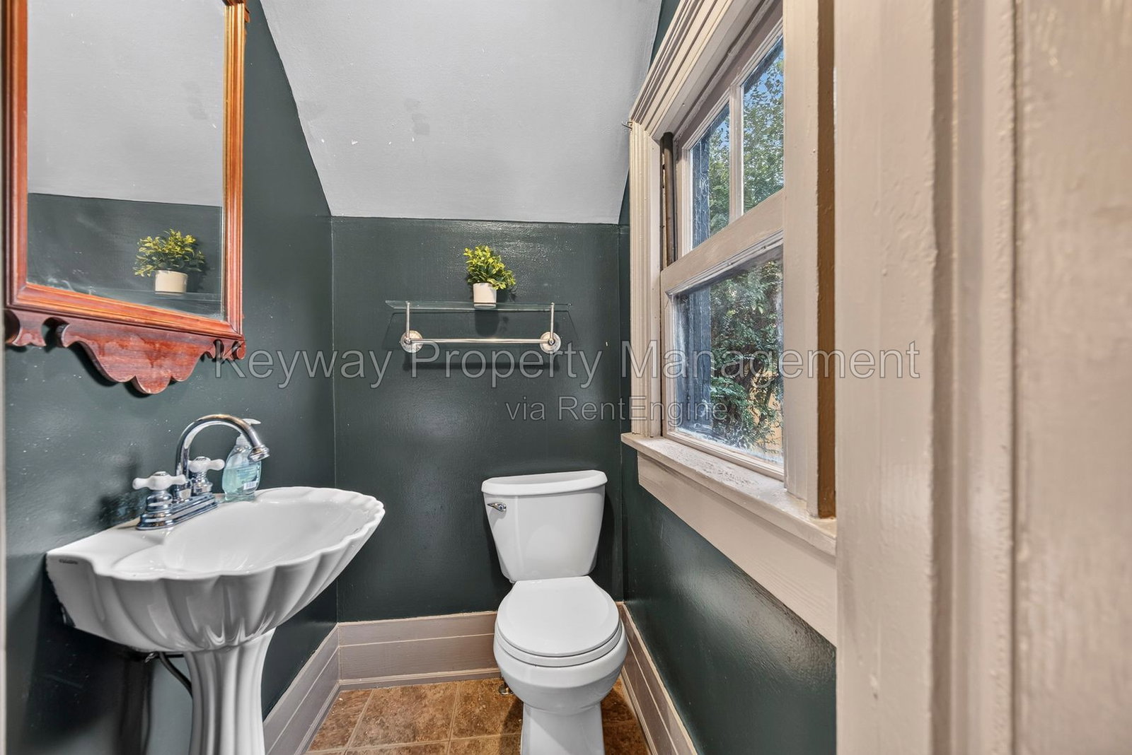 Gallery Image 17