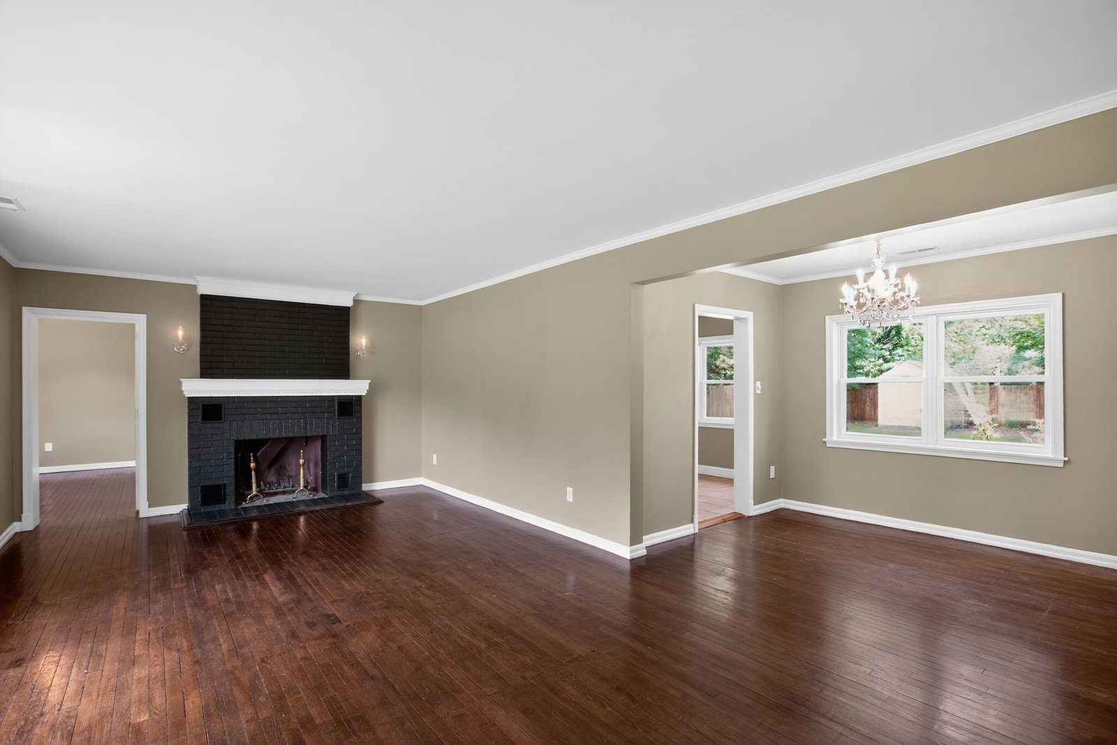 Gallery Image 13