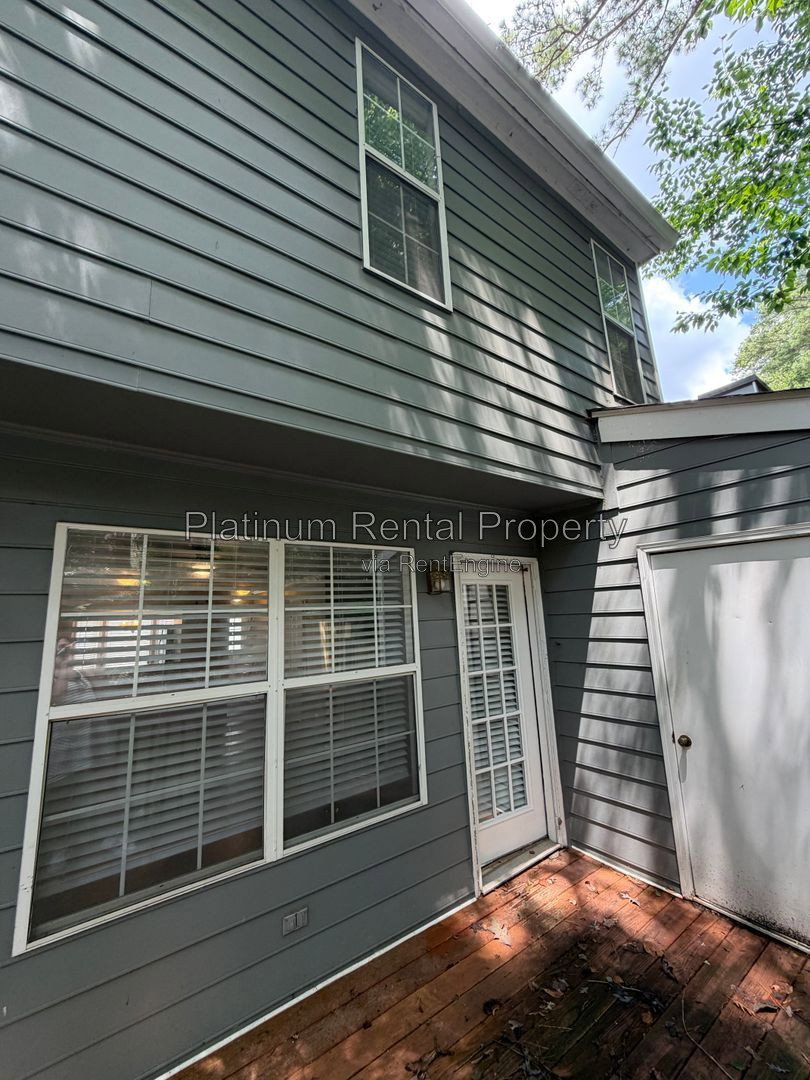 Gallery Image 18