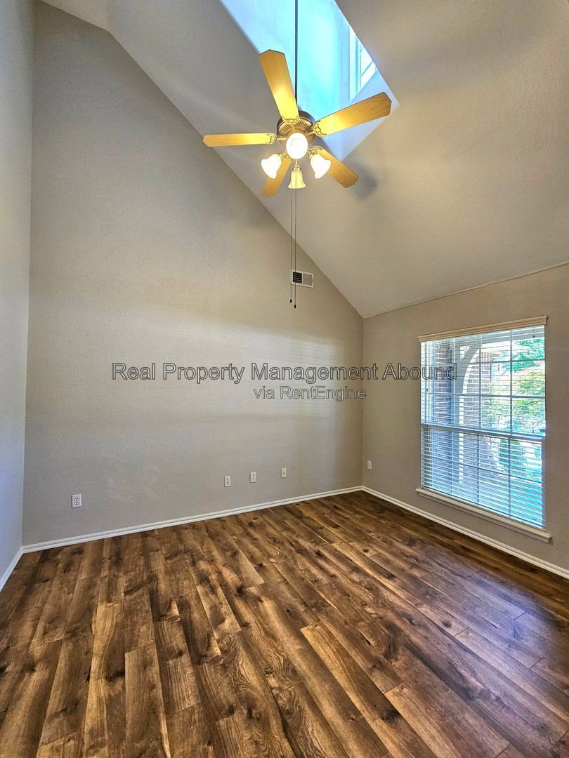 Gallery Image 9