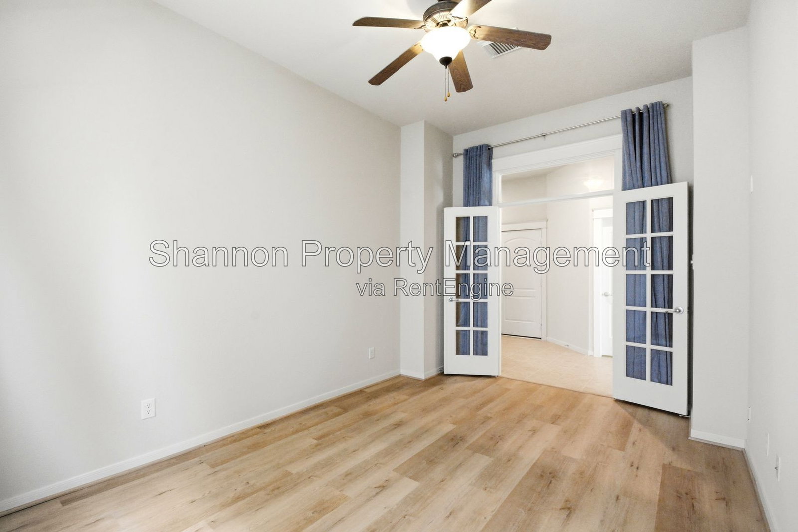 Gallery Image 19