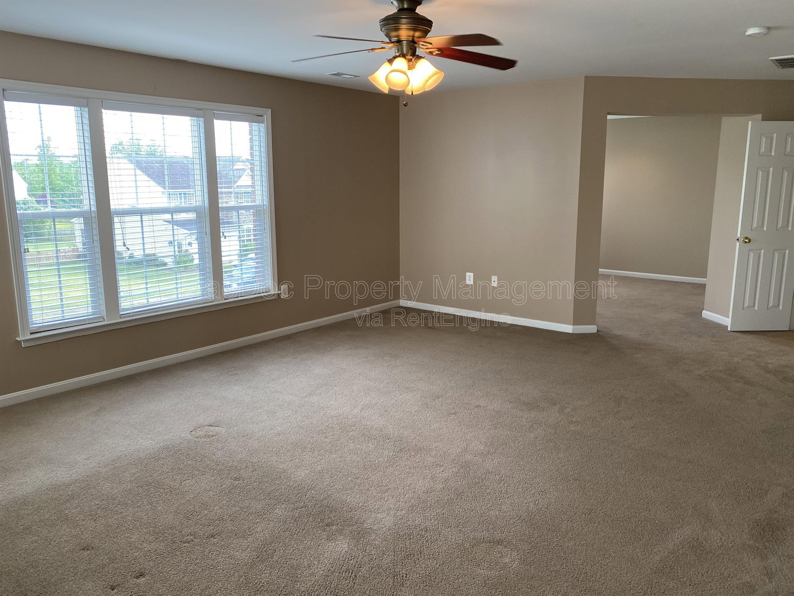 Gallery Image 37
