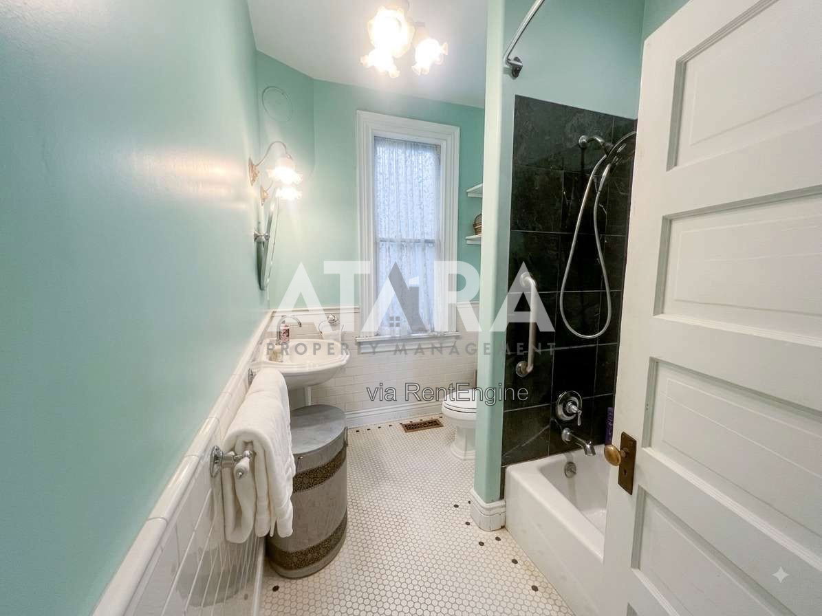 Gallery Image 21