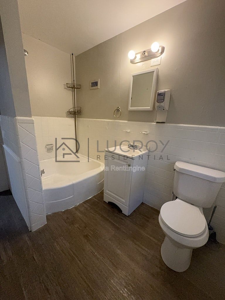 Gallery Image 19