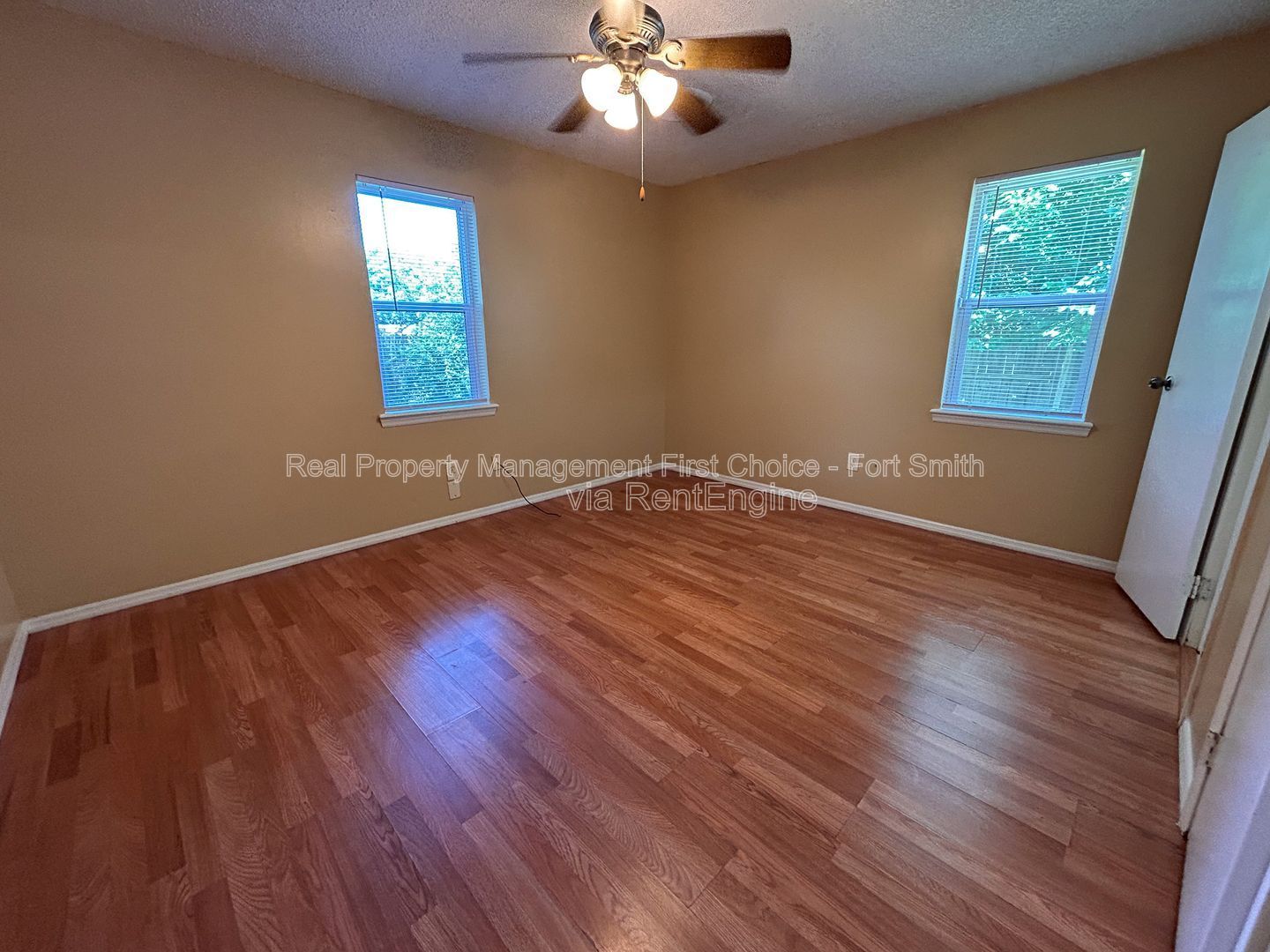 Gallery Image 14