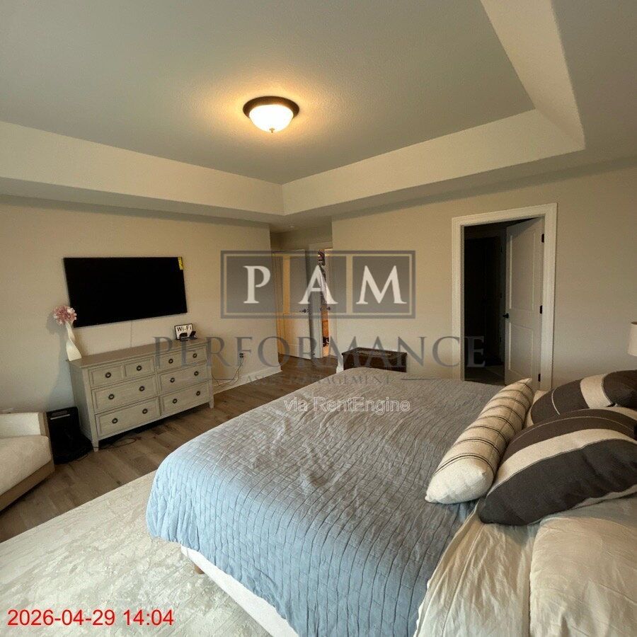 Gallery Image 18