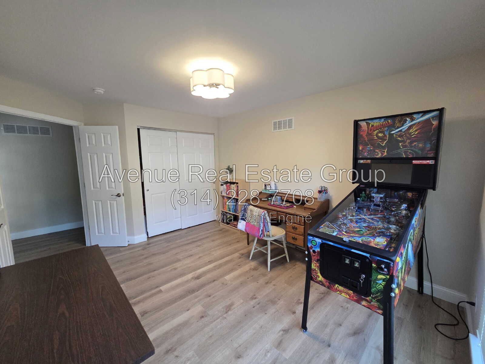 Gallery Image 17