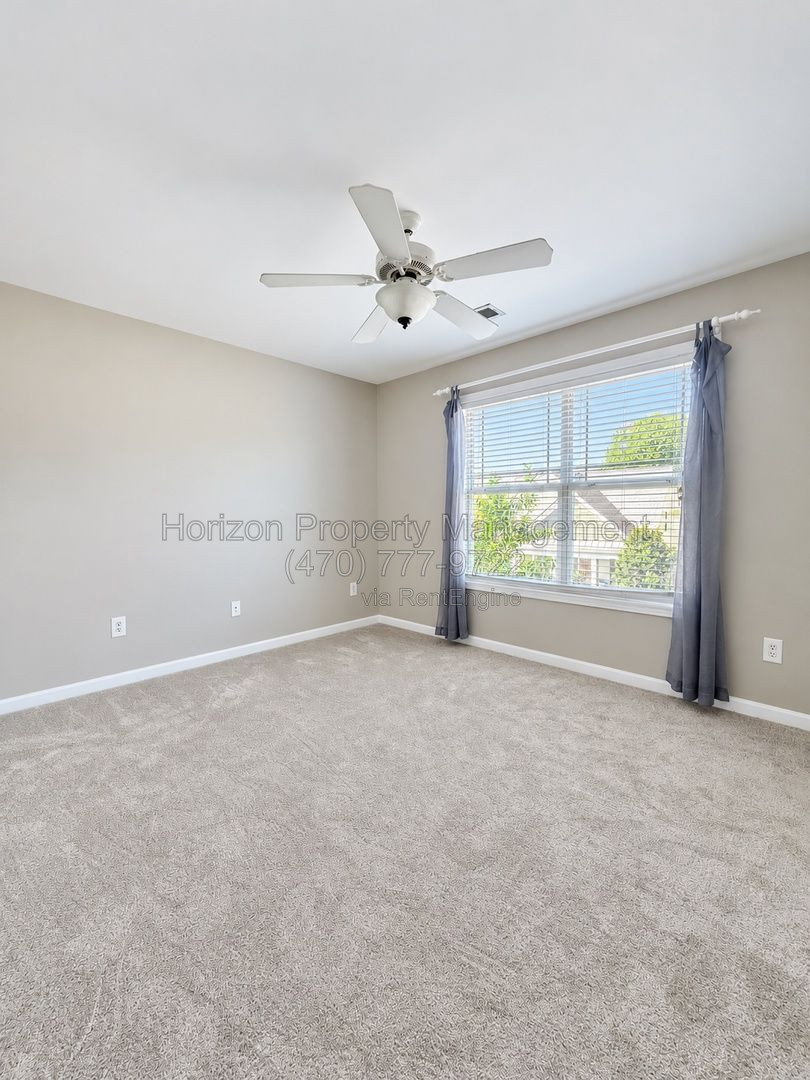 Gallery Image 16