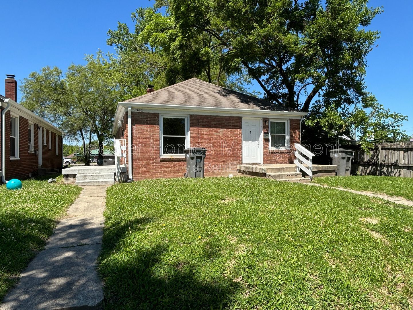 Gallery Image 0