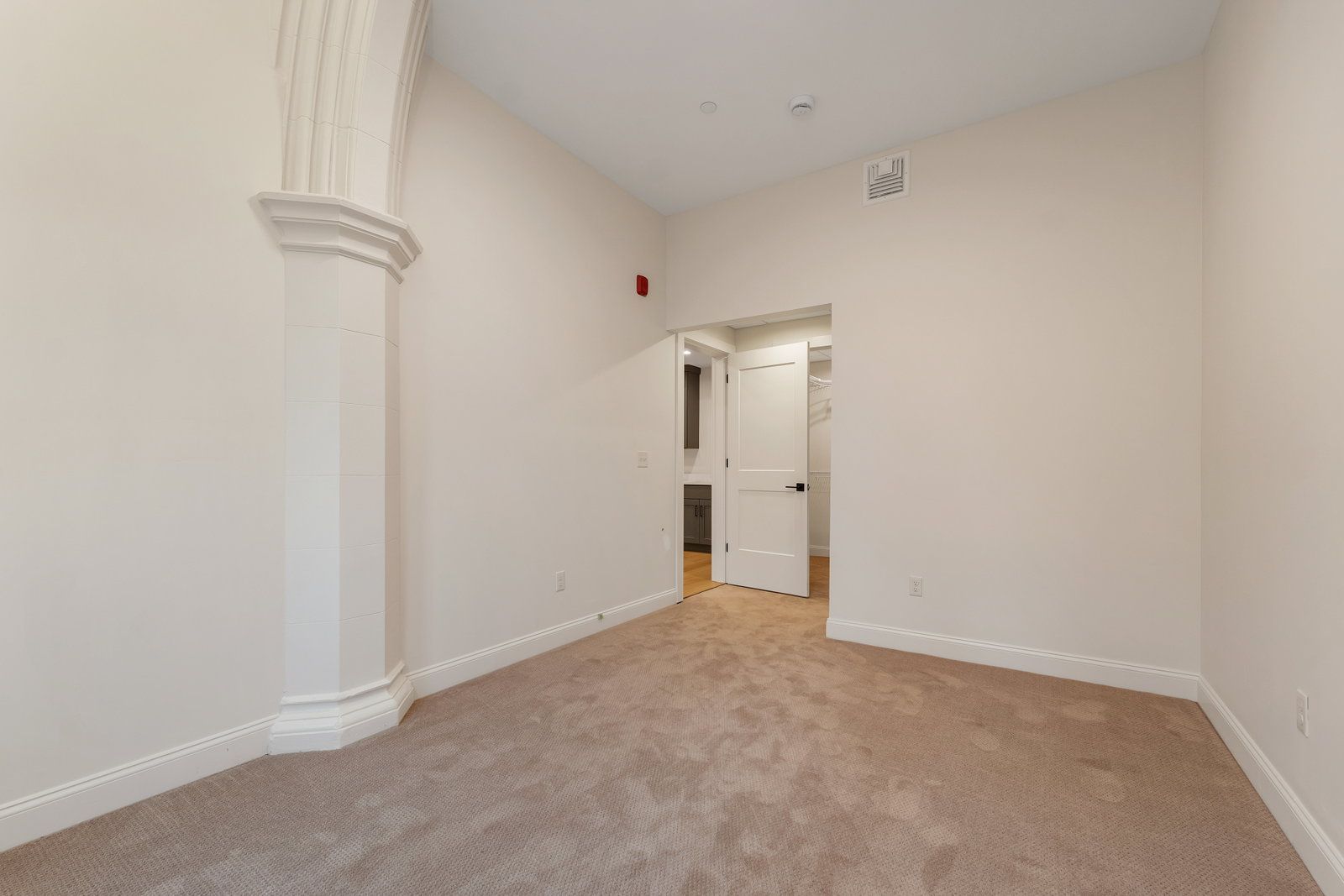 Gallery Image 17