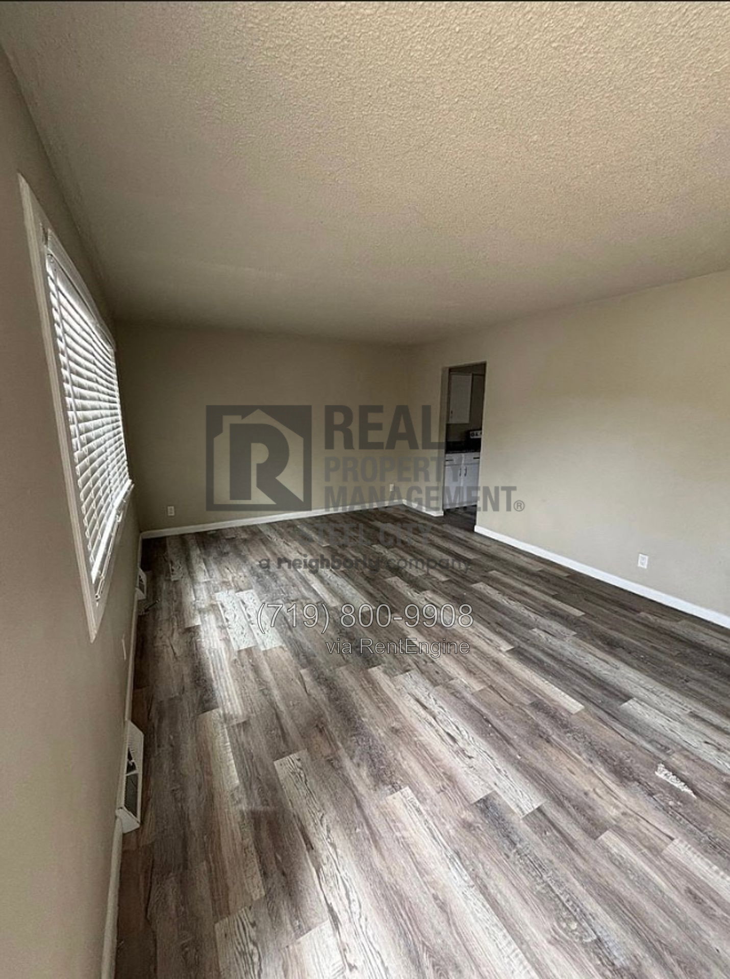 Gallery Image 16