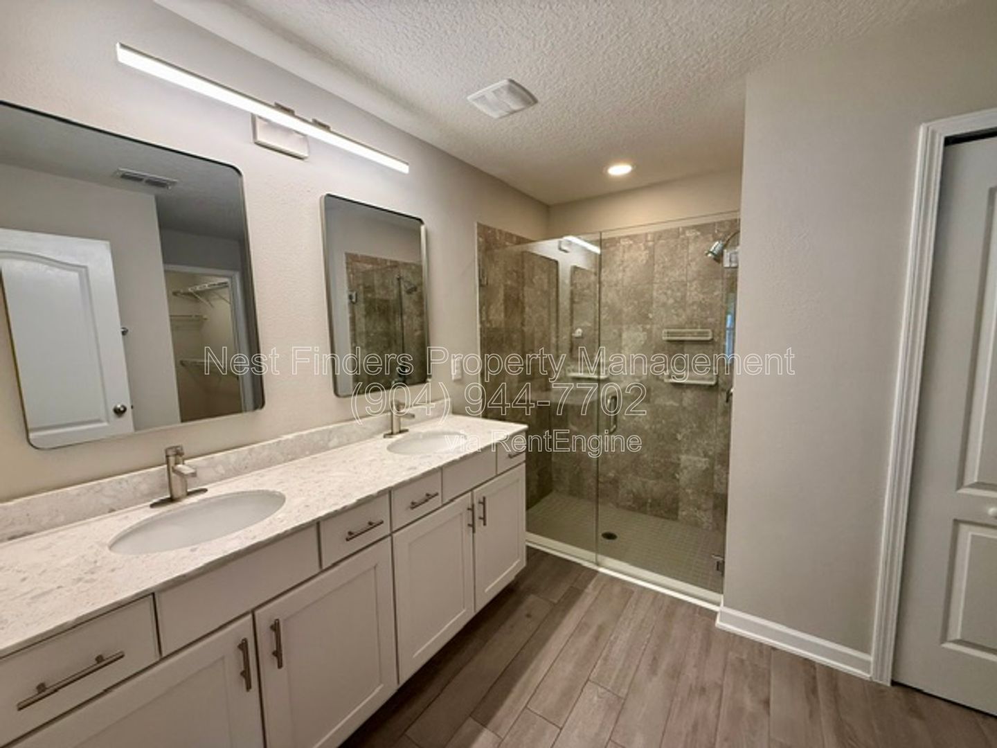 Gallery Image 16