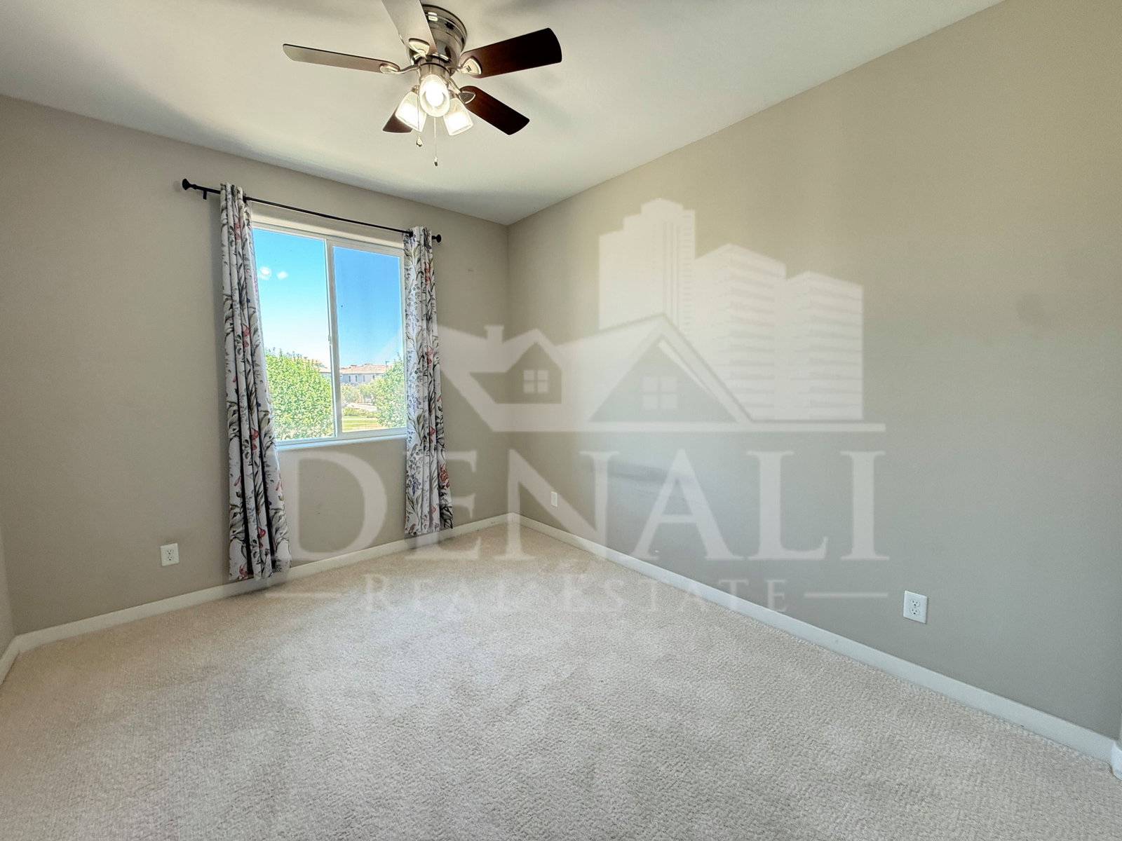 Gallery Image 21