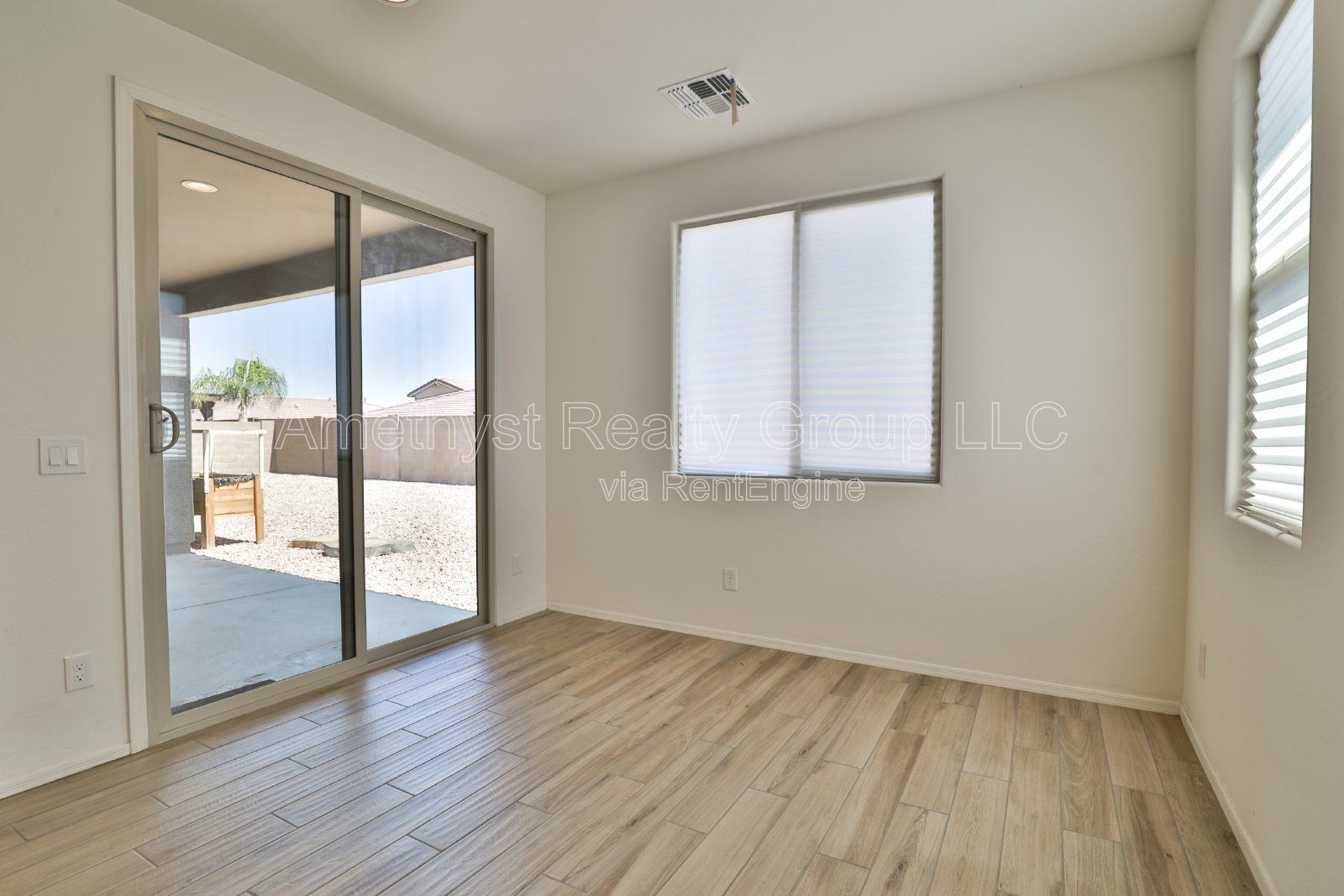 Gallery Image 16