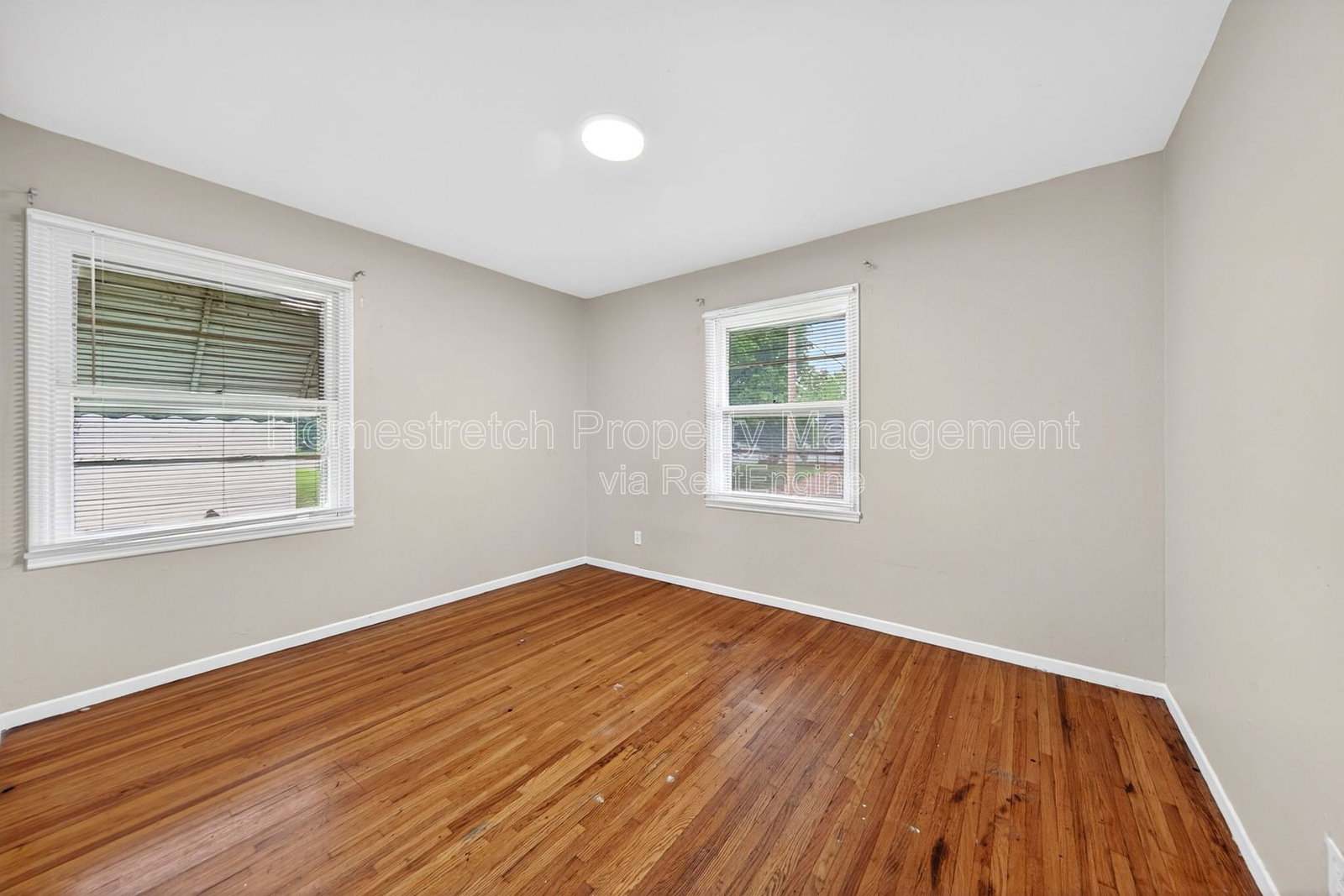 Gallery Image 15