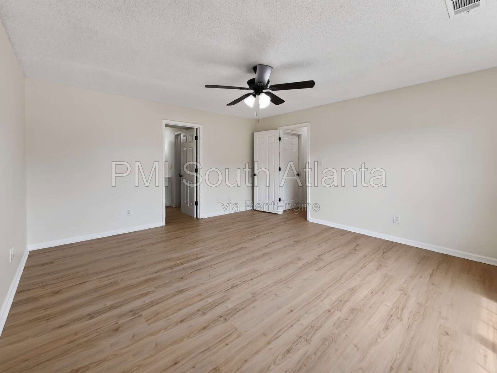 Gallery Image 32