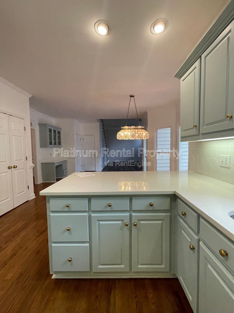 Gallery Image 19