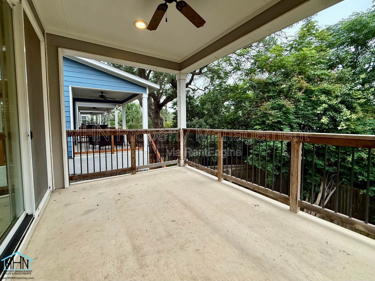 Gallery Image 19