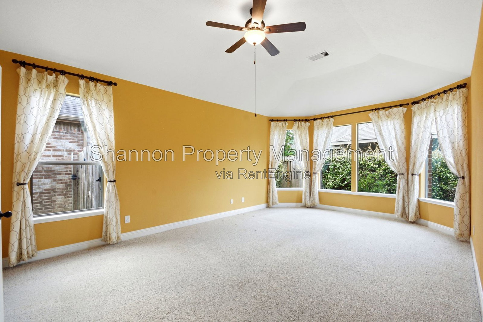 Gallery Image 19