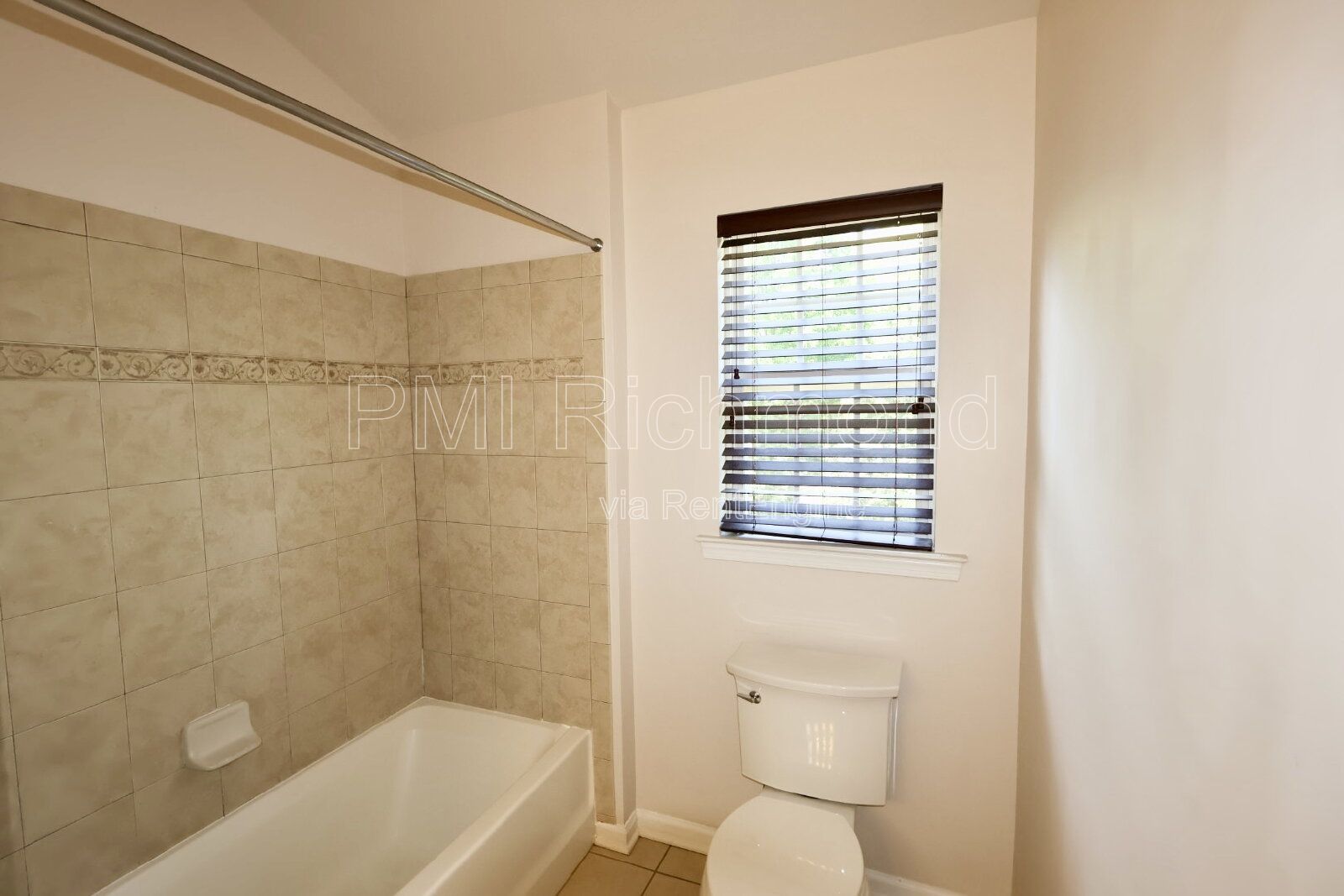 Gallery Image 21