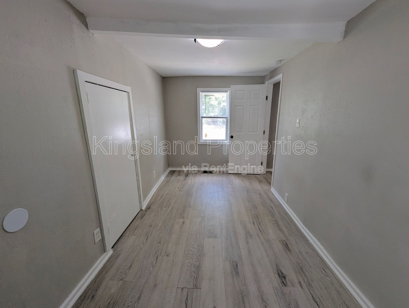 Gallery Image 15