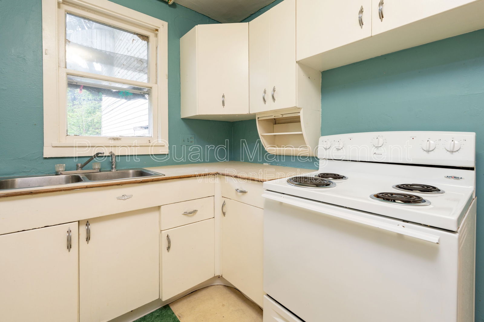 Gallery Image 13