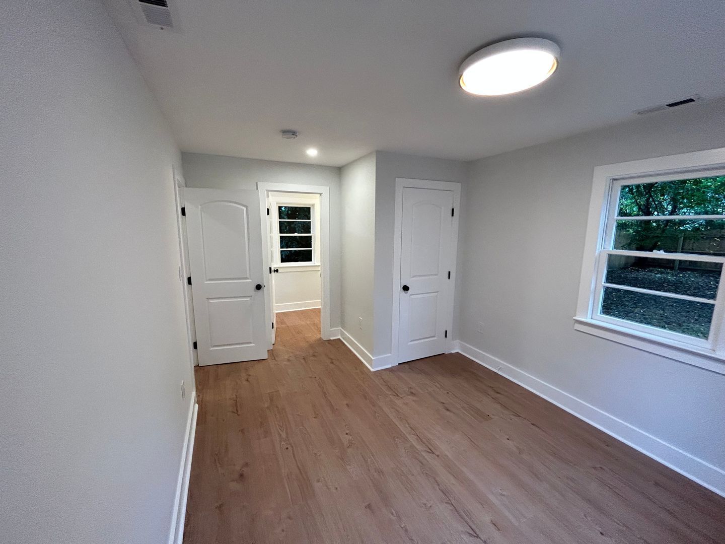 Gallery Image 18